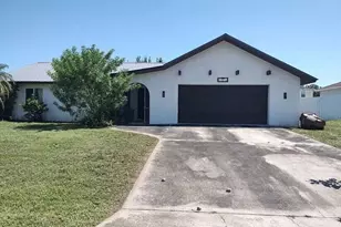 310 SW 31st St, Cape Coral, FL 33914 - Photo 1
