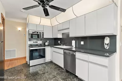 837 Greenwood Manor Circle #8-A, West Melbourne, FL 32904 - Photo 10