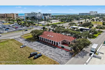 1727 N Atlantic Avenue, Cocoa Beach, FL 32931 - Photo 36