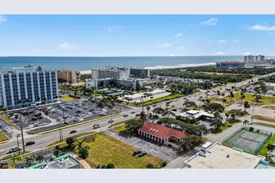 1727 N Atlantic Avenue, Cocoa Beach, FL 32931 - Photo 2