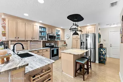 101 Coral Way E #2, Indialantic, FL 32903 - Photo 6