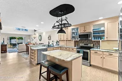 101 Coral Way E #2, Indialantic, FL 32903 - Photo 4