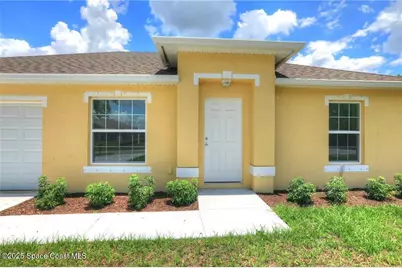 8966 101st Avenue, Vero Beach, FL 32967 - Photo 4