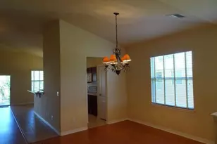 1020 Venetian Dr, Melbourne, FL 32904 - Photo 6