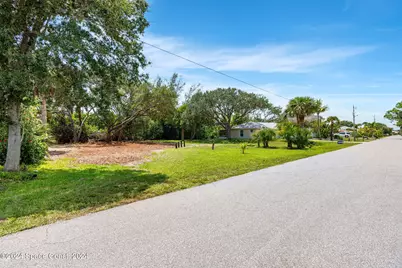 329 Beverly Court, Melbourne Beach, FL 32951 - Photo 16