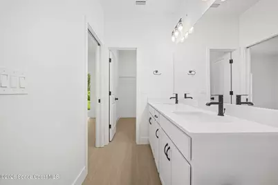 1024 Tevis Street SE, Palm Bay, FL 32909 - Photo 18