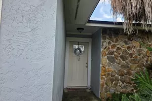 850 Vantage St SE, Palm Bay, FL 32909 - Photo 2