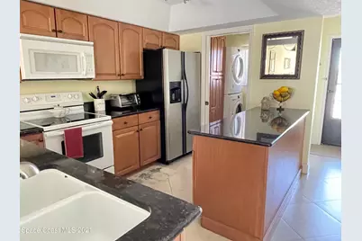 8494 Ridgewood Avenue #4302, Cape Canaveral, FL 32920 - Photo 4