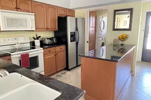 8494 Ridgewood Ave, Cape Canaveral, FL 32920 - Photo 4