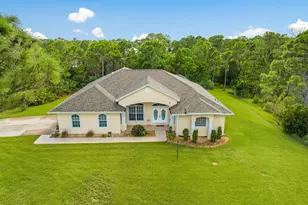 4545 Celestial Dr, Grant-Valkaria, FL 32949 - Photo 2