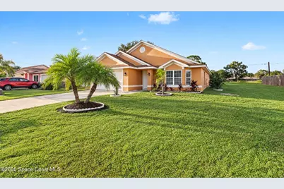 301 Bougainvillea Street NW, Palm Bay, FL 32907 - Photo 34