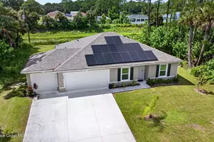 1568 Seeley Cir NW, Palm Bay, FL 32907 - Photo 1