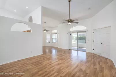 373 Kilmarnock Place, Melbourne, FL 32940 - Photo 10