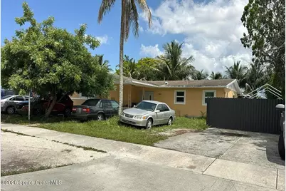 1360 NW 197th Street, Miami Gardens, FL 33169 - Photo 2
