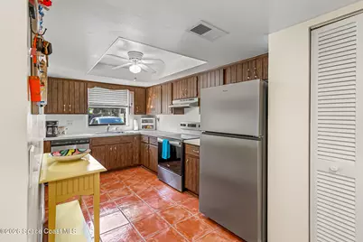 200 6th Avenue #C, Melbourne Beach, FL 32951 - Photo 8