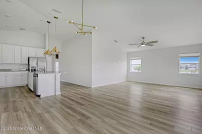 586 Cooper Court SW, Palm Bay, FL 32908 - Photo 12