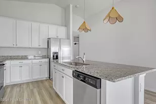 586 Cooper Ct SW, Palm Bay, FL 32908 - Photo 20