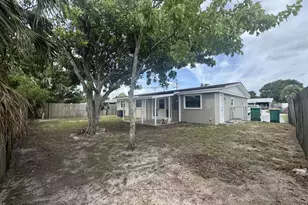 715 Clarke Ave, Melbourne, FL 32935 - Photo 4