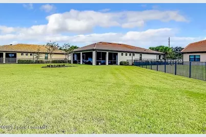 8280 NW 83rd Street, Tamarac, FL 33321 - Photo 2