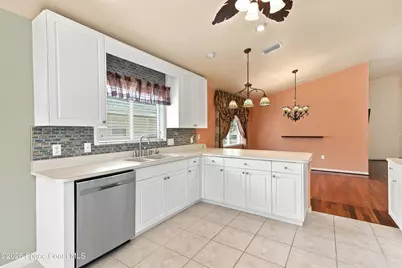 3642 Shawnee Lane, Melbourne, FL 32901 - Photo 8