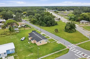 2410 Myrtle Ave, Mims, FL 32754 - Photo 12