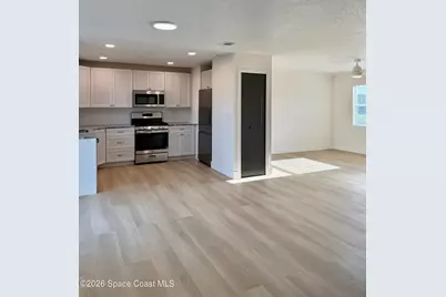 557 Chantilly Drive, Melbourne, FL 32935 - Photo 6