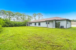 1677 Lizette St SE, Palm Bay, FL 32909 - Photo 4