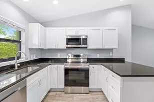 1677 Lizette St SE, Palm Bay, FL 32909 - Photo 20