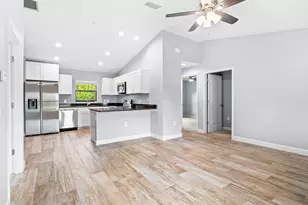 1677 Lizette St SE, Palm Bay, FL 32909 - Photo 10