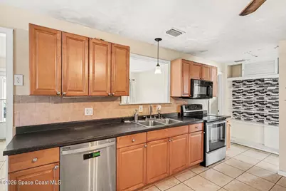 2608 Pepper Avenue, Melbourne, FL 32935 - Photo 16