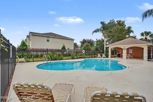 1020 Venetian Dr, Melbourne, FL 32904 - Photo 30