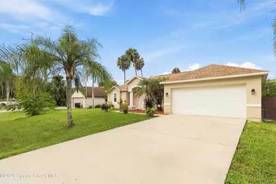 1410 Ruffin Circle SE, Palm Bay, FL 32909 - Photo 4