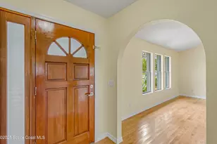 991 Tahiti Ave SE, Palm Bay, FL 32909 - Photo 8