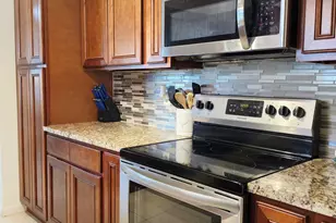8225 97th Ct, Vero Beach, FL 32967 - Photo 10