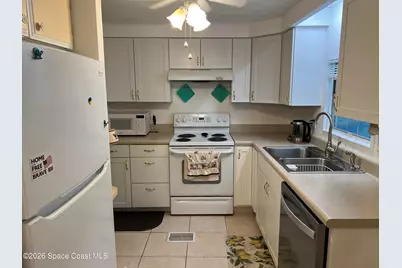 1019 NE Moonlight Court NE, Palm Bay, FL 32907 - Photo 8
