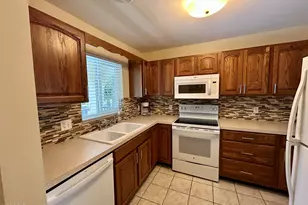 201 St Lucie Ln, Cocoa Beach, FL 32931 - Photo 6