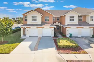 1035 Venetian Dr, Melbourne, FL 32904 - Photo 2