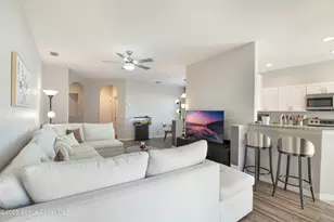 1035 Venetian Dr, Melbourne, FL 32904 - Photo 8