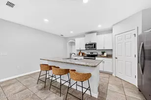 900 Old Country Rd S E, Palm Bay, FL 32909 - Photo 8