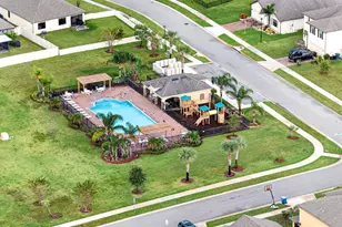 900 Old Country Rd S E, Palm Bay, FL 32909 - Photo 34