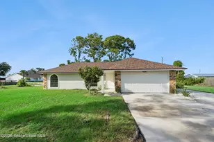 664 25th St SW, Vero Beach, FL 32962 - Photo 1