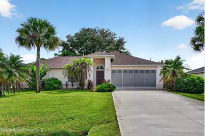 621 Seven Gables Circle SE, Palm Bay, FL 32909 - Photo 2