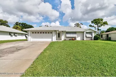 172 Delaware Avenue, Sebastian, FL 32958 - Photo 2