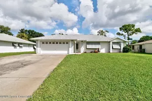 172 Delaware Ave, Sebastian, FL 32958 - Photo 2