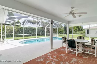 172 Delaware Avenue, Sebastian, FL 32958 - Photo 24