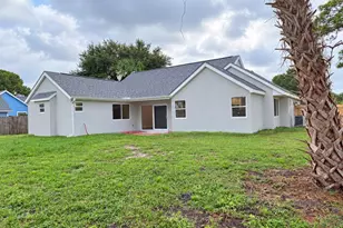 1240 Coventry Cir, Melbourne, FL 32904 - Photo 16
