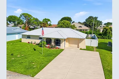 1320 Johns Circle, Merritt Island, FL 32952 - Photo 2