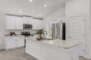 5216 Vespera St, Fort Pierce, FL 34951 - Photo 12