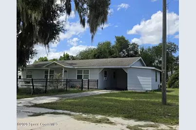 910 N Garfield Avenue, Deland, FL 32724 - Photo 2