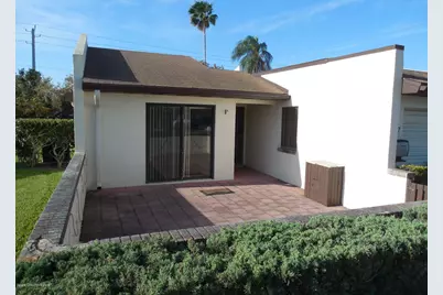 537 Summerset Court, Indian Harbour Beach, FL 32937 - Photo 2